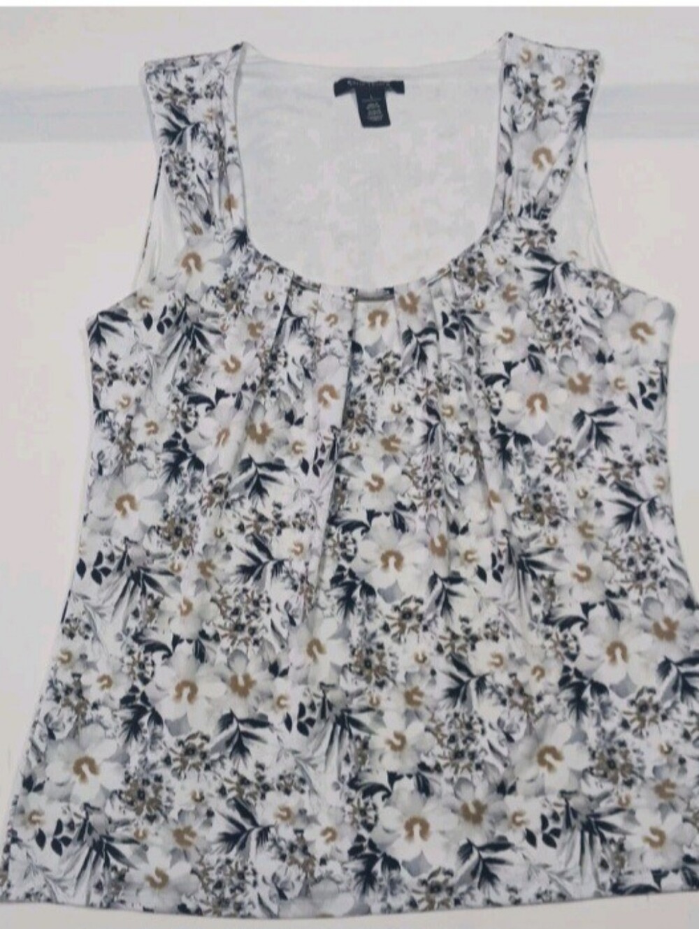 White House Black Market White Scoop Neck Tank w/Black & Beige1 Floral Print Lrg